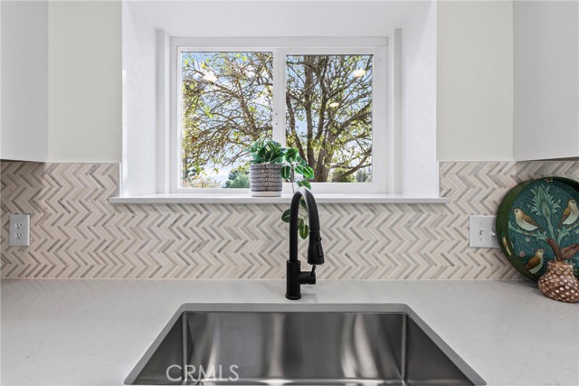 Detail Gallery Image 8 of 31 For 5658 Prancing Deer Place, Paso Robles,  CA 93446 - 3 Beds | 2 Baths