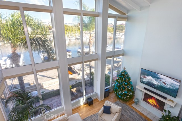 3f30907c B9b9 4195 9771 7befeb765d35