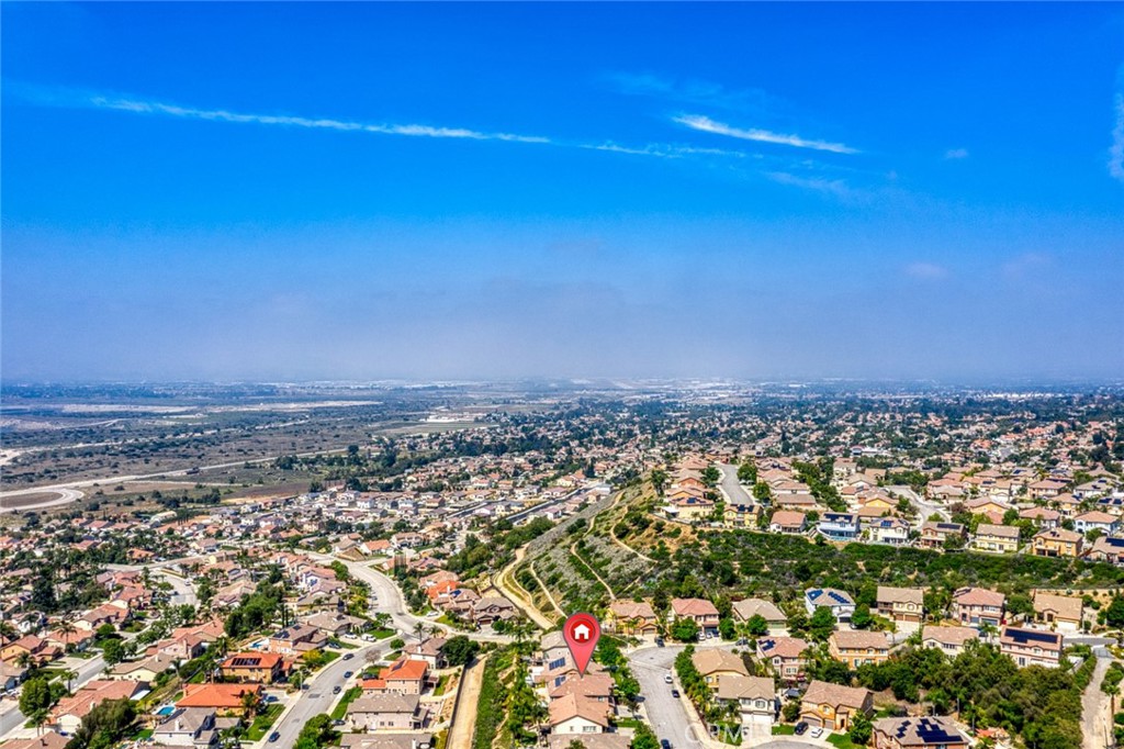 https://media.crmls.org/medias/3f328d94-68ce-4936-b05f-f4d40a8fbac9.jpg?preset=X-Large
