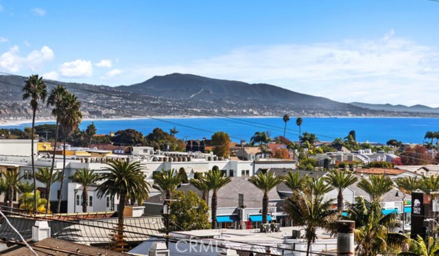 Front Image Thumbnail for CROC25266543