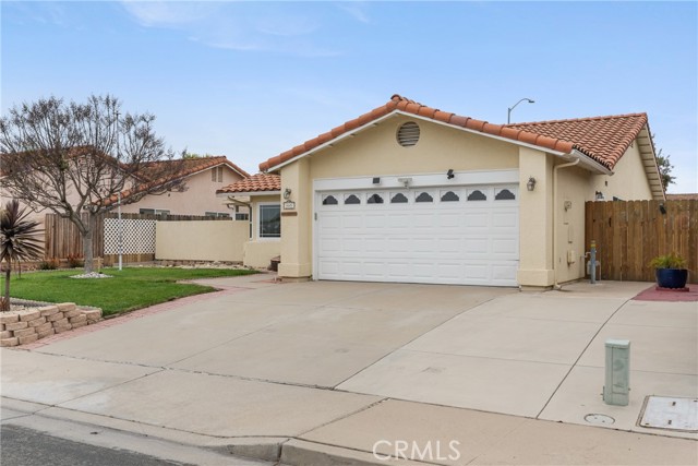 445 El Nido Court, Santa Maria CA: https://media.crmls.org/medias/3f33f9f6-128f-471f-9904-3bfed39dc206.jpg