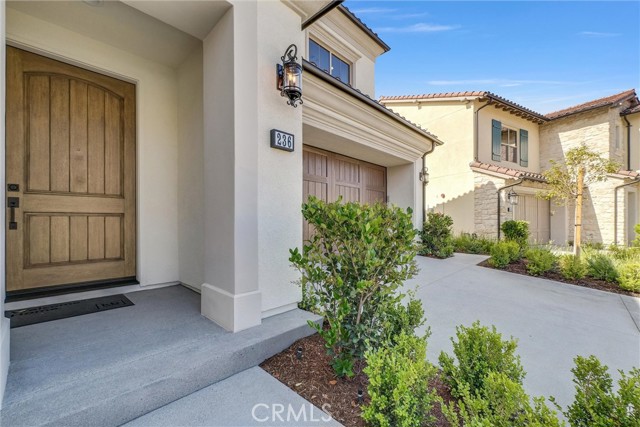 236 Collino, Irvine CA: https://media.crmls.org/medias/3f341553-4421-49a2-b5f8-f27acb073808.jpg