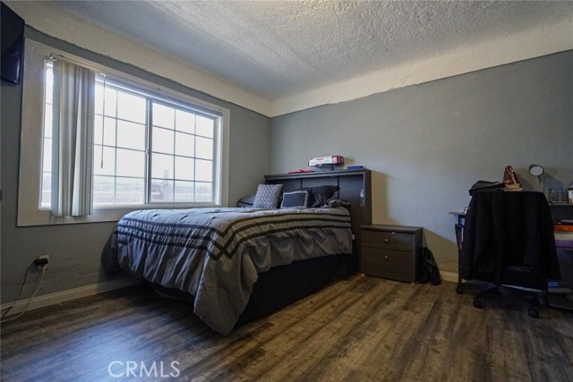 Detail Gallery Image 12 of 30 For 1453 W 56th, Los Angeles,  CA 90062 - 3 Beds | 2 Baths