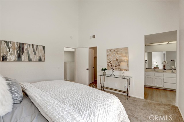 905 Powell Court, Costa Mesa CA: https://media.crmls.org/medias/3f358a11-230f-4c98-beb7-dbc38e9dfe9d.jpg