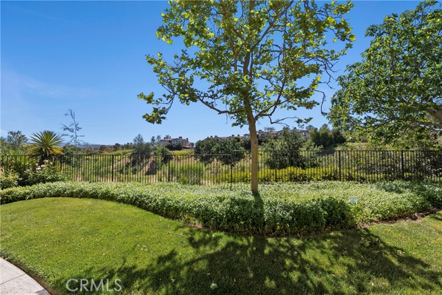 Detail Gallery Image 22 of 38 For 27014 Fairway Ln, Valencia,  CA 91381 - 3 Beds | 2 Baths