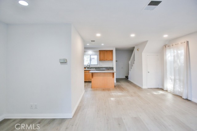 Detail Gallery Image 4 of 10 For 7114 Santa Isabel Cir, Buena Park,  CA 90620 - 3 Beds | 1/1 Baths