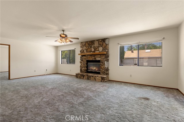 Image 13 of 51 For 26555 Lore Heights Court