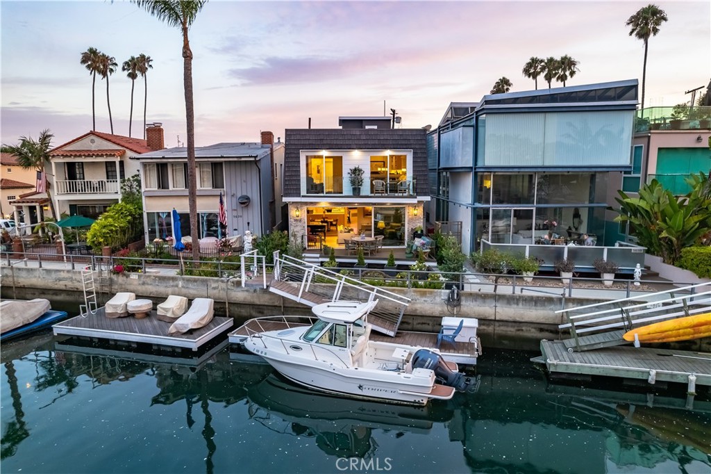5614 Naples Canal
