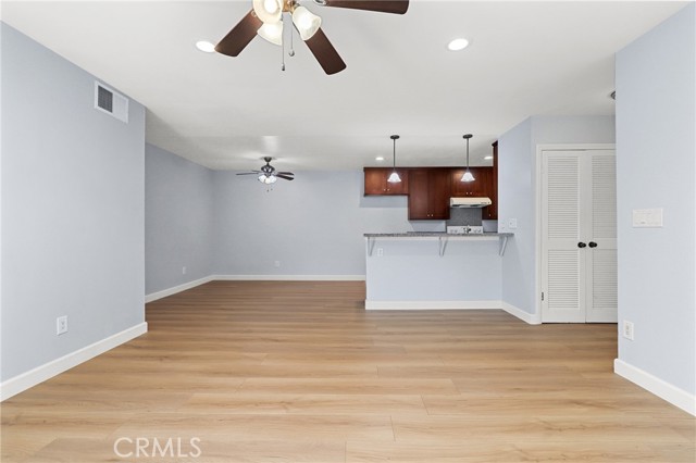 Detail Gallery Image 7 of 28 For 2501 W Sunflower Ave #E16,  Santa Ana,  CA 92704 - 3 Beds | 2 Baths