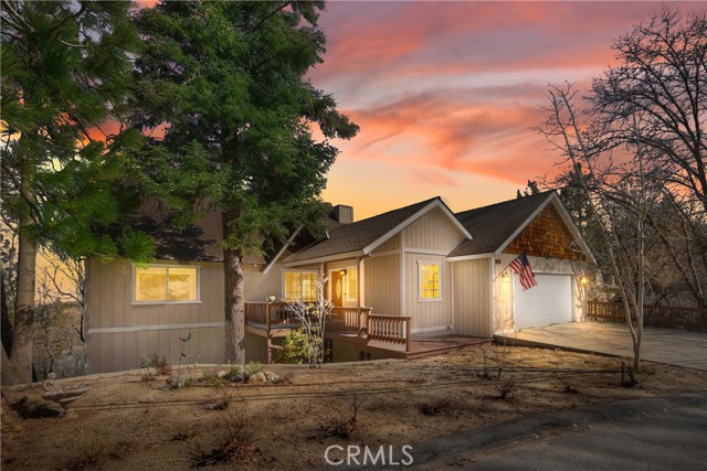 Detail Gallery Image 1 of 1 For 1360 Montreal Dr, Lake Arrowhead,  CA 92352 - 3 Beds | 2/1 Baths