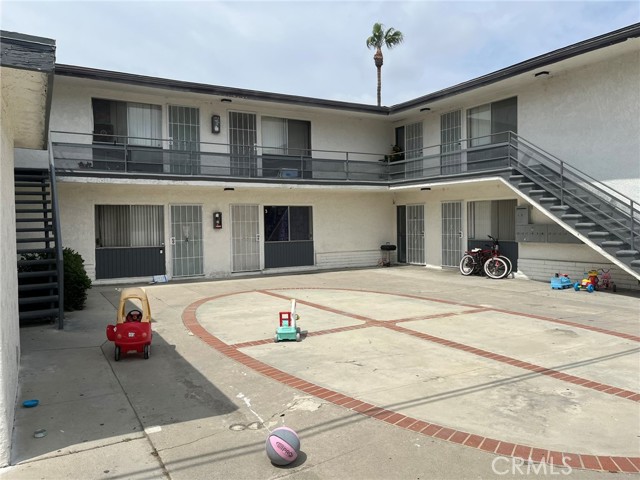 Image 8 of 23 For 12905 Palm Street