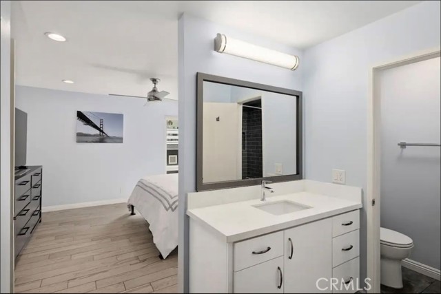 Detail Gallery Image 13 of 20 For 320 Hermosa Ave #206,  Hermosa Beach,  CA 90254 - 2 Beds | 2 Baths