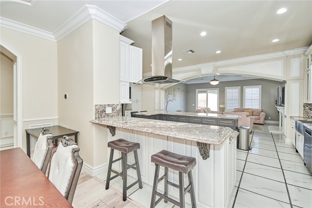 15446 Skyridge Drive, Riverside CA: https://media.crmls.org/medias/3f38a067-7b65-4080-8f5b-02d68e5b2911.jpg