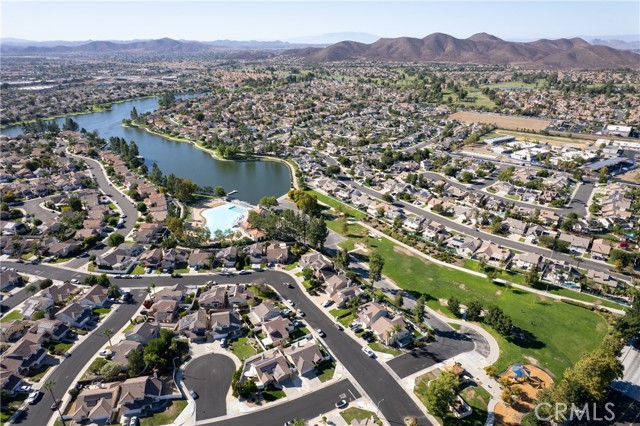 30421 Teal Brook Drive, Menifee CA: https://media.crmls.org/medias/3f3b6ac9-3d3c-4d74-9425-64eb2971cd82.jpg