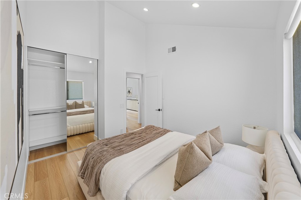 3f3b76cd 617d 4882 9531 85a296c3d3ec