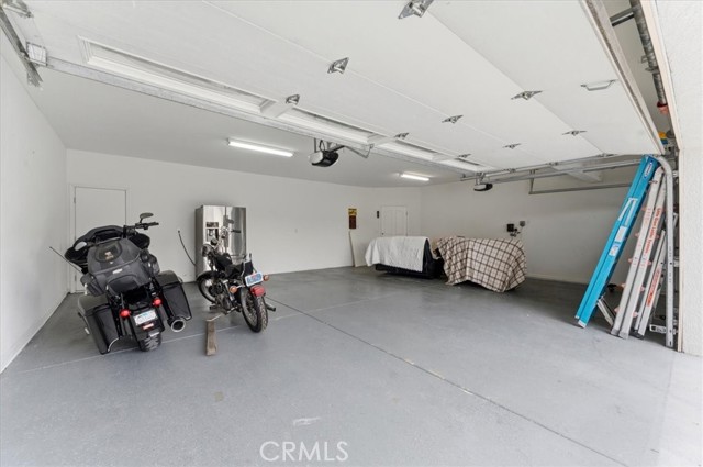 Detail Gallery Image 32 of 43 For 13310 Sea Gull Dr, Victorville,  CA 92395 - 3 Beds | 3 Baths