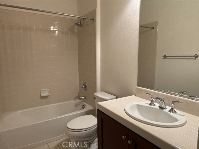 Detail Gallery Image 15 of 23 For 17 Starflower, Lake Forest,  CA 92630 - 5 Beds | 5/1 Baths