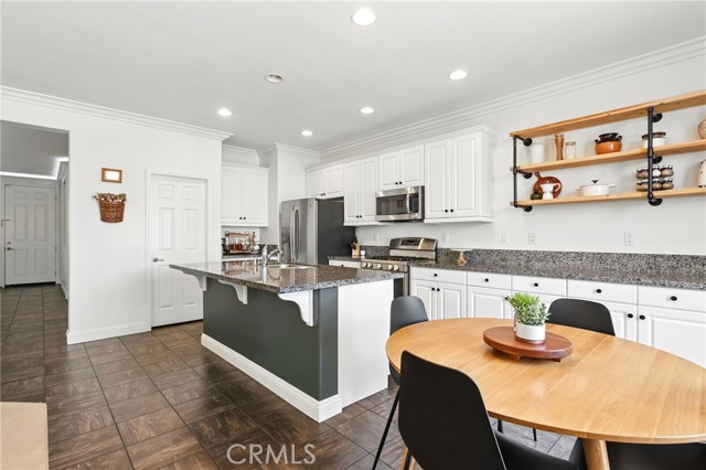 29222 Woodbridge Street, Lake Elsinore CA: https://media.crmls.org/medias/3f3fa2ac-91a0-49d5-a637-fa7d41dfa1ee.jpg