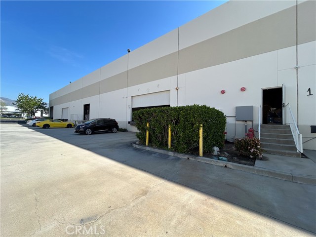 16018 Adelante Street, Irwindale, California 91702, ,Commercial Lease,For Rent,16018 Adelante Street,CRAR25065200