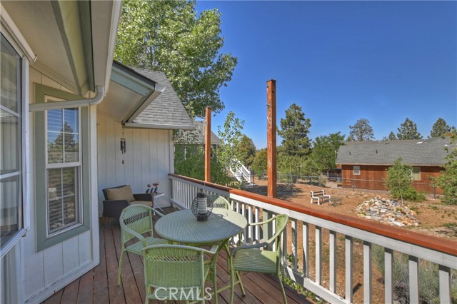 Detail Gallery Image 25 of 35 For 366 Pine Ln, Big Bear City,  CA 92314 - 3 Beds | 3 Baths