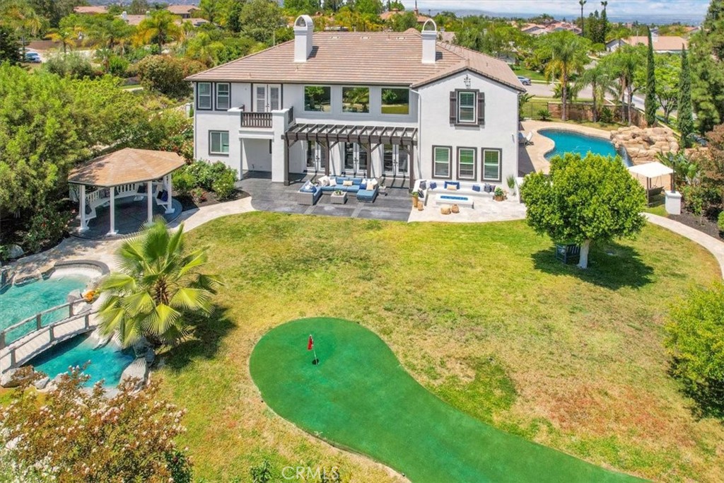 3795 Peregrine Circle
