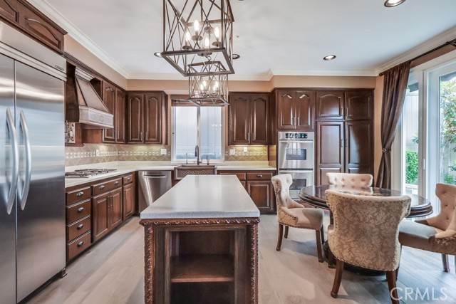 1129 Capitol Drive, San Pedro CA: https://media.crmls.org/medias/3f417bce-dd17-43a5-8df3-54d084c78bac.jpg