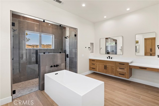 43420 Calle Nuevo, Temecula CA: https://media.crmls.org/medias/3f42530b-2c49-4096-9e4a-993dcecad4af.jpg