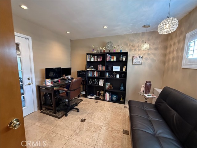 Image 46 of 24 For 12268 Samoline Avenue