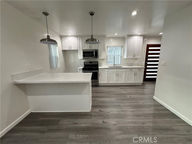 Detail Gallery Image 2 of 13 For 2598 E Spaulding St #C,  Long Beach,  CA 90804 - 2 Beds | 2 Baths