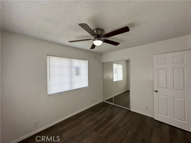 38726 E 31st E Street, Palmdale CA: https://media.crmls.org/medias/3f4440e8-9332-4655-8159-2705ec6ff46e.jpg