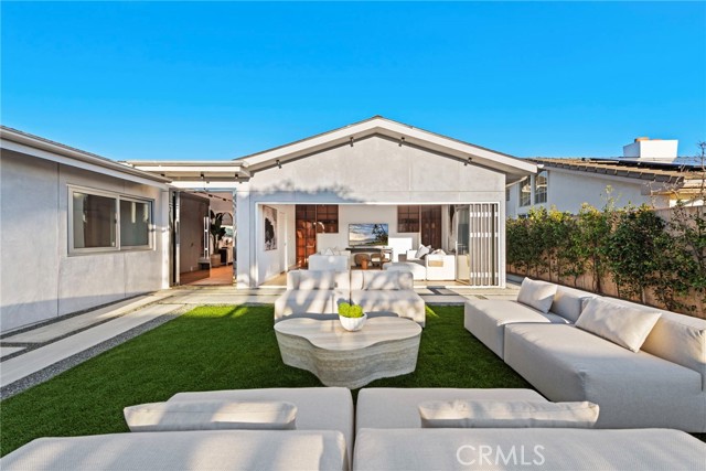 Detail Gallery Image 11 of 54 For 1318 Outrigger Dr, Corona Del Mar,  CA 92625 - 4 Beds | 4/1 Baths