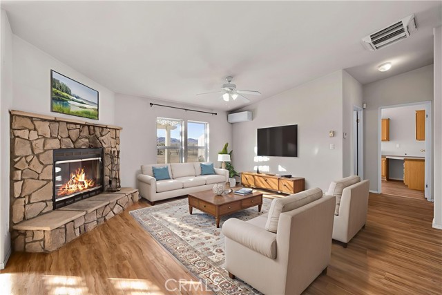 Detail Gallery Image 9 of 74 For 628 Landers Ln, Yucca Valley,  CA 92284 - 4 Beds | 2 Baths