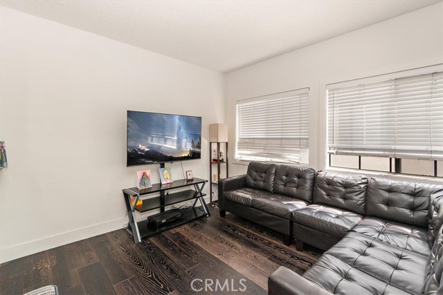 Detail Gallery Image 5 of 22 For 730 W 4th St #318,  Long Beach,  CA 90802 - 2 Beds | 2 Baths