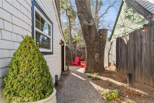 Detail Gallery Image 30 of 40 For 230 Maple, Lake Arrowhead,  CA 92352 - 3 Beds | 3 Baths