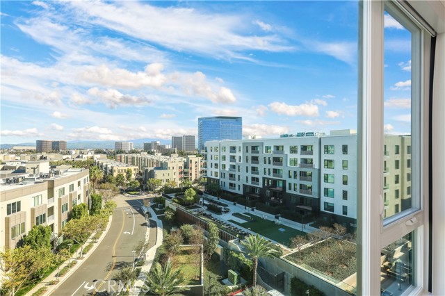 Detail Gallery Image 25 of 64 For 3700 Rivington, Irvine,  CA 92612 - 2 Beds | 2/1 Baths