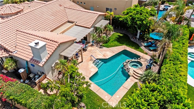 79 Sedona Court, Palm Desert CA: https://media.crmls.org/medias/3f499906-3636-4d56-a11d-758cd8ef7465.jpg