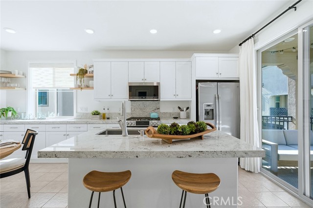 Detail Gallery Image 15 of 45 For 18315 Iris Ln, Yorba Linda,  CA 92886 - 2 Beds | 2/1 Baths