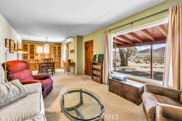 8427 Rock Haven Road, Joshua Tree CA: https://media.crmls.org/medias/3f4a4b3d-df31-4d48-9292-9ad17b1996ea.jpg