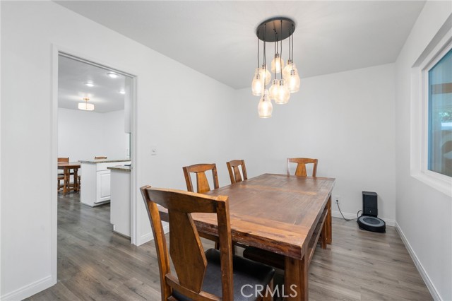 805 S Plymouth Place, Anaheim CA: https://media.crmls.org/medias/3f4ac1ff-d1ea-4513-b6f6-35e098a0f7a2.jpg