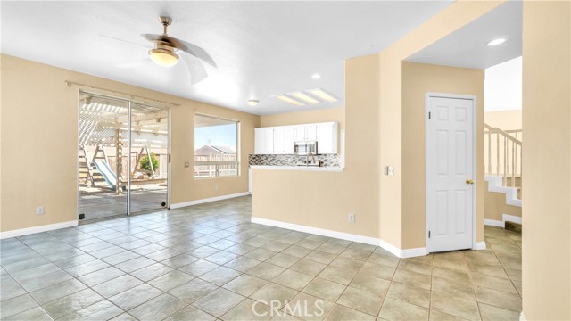 Detail Gallery Image 17 of 53 For 13257 Antioch Cir, Victorville,  CA 92392 - 4 Beds | 2/1 Baths