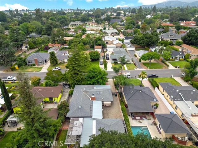 540 Hacienda Drive, Monrovia CA: https://media.crmls.org/medias/3f4d25f9-7db9-4e71-86b4-f3f0be76aa07.jpg