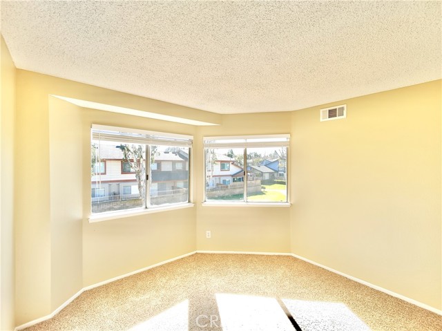 857 California Privado, Ontario CA: https://media.crmls.org/medias/3f4dad97-2747-4007-9ad4-3ddeb045166e.jpg
