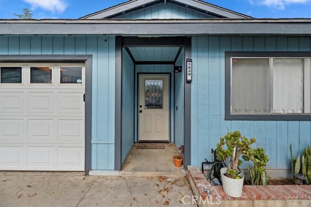 Detail Gallery Image 2 of 35 For 5839 Allwood, Jurupa Valley,  CA 92509 - 3 Beds | 2 Baths