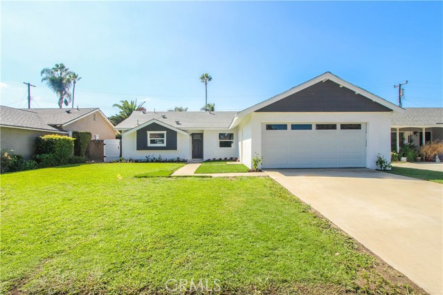 5082 Bluejay Circle, Huntington Beach, CA 92649