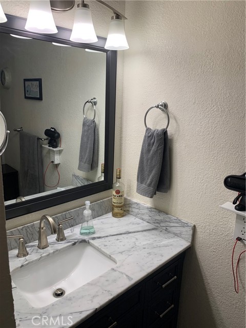 Image 16 for 685 Ashurst CT #113