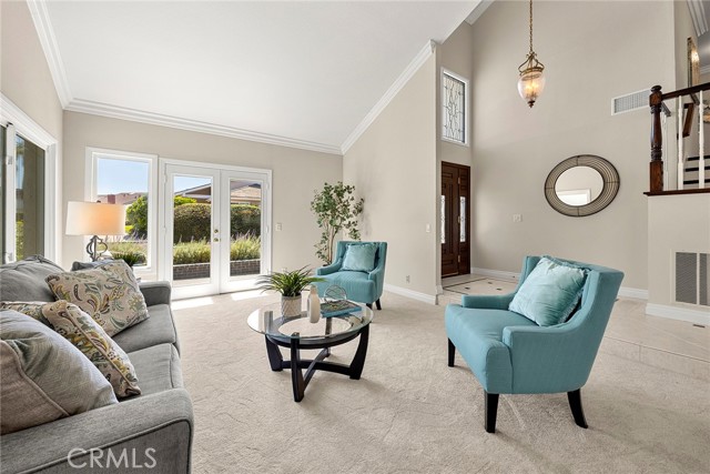 Image 6 of 59 For 897 Kings Canyon Road