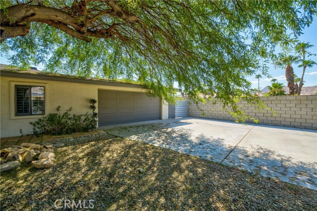 642 S Mountain View Drive, Palm Springs CA: https://media.crmls.org/medias/3f4fe86a-a448-4805-a5af-0047a1c05947.jpg