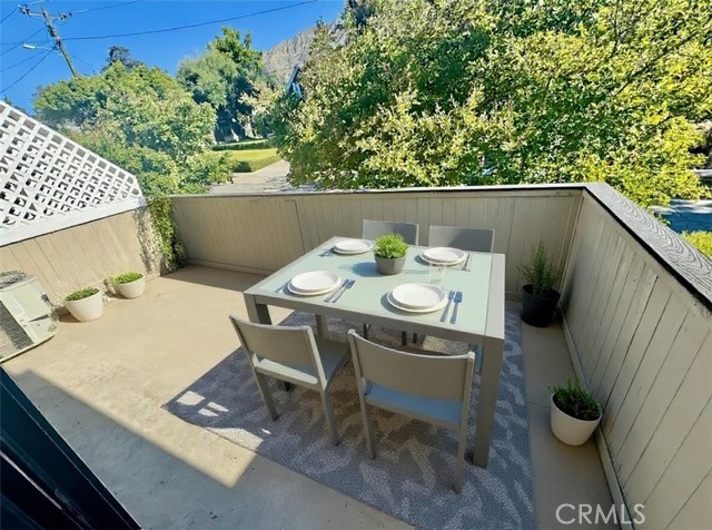 Detail Gallery Image 14 of 29 For 198 E Laurel Ave #D,  Sierra Madre,  CA 91024 - 2 Beds | 1 Baths