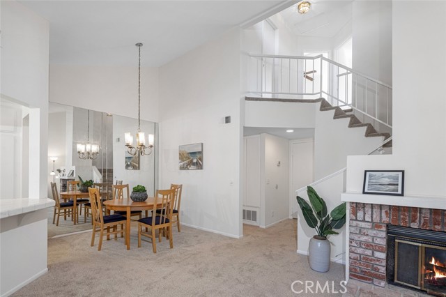 527 N Dartmouth Way, Anaheim CA: https://media.crmls.org/medias/3f5200ca-7af4-4596-a51f-4aeefd424e0c.jpg