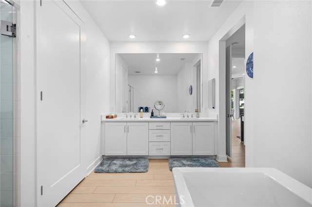 3100 Rivington, Irvine CA: https://media.crmls.org/medias/3f520e21-2610-4120-907c-a1be6122fff5.jpg